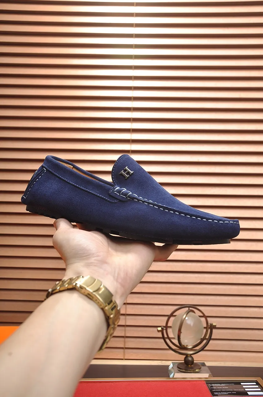 Men's shoes 💰420💶 Product trademark: Hermès "Hermès" beanie shoes. Regular size: 38-45 (45 customized, non-returnable). Product material: Selected first-layer calfskin upper + cowhide lining. Strong three-dimensional visual effect, original rubber outsole Color: 3⃣️colors available